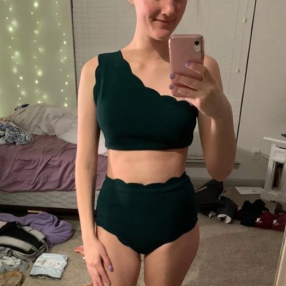 Bikini Set - Picture 6 of 8